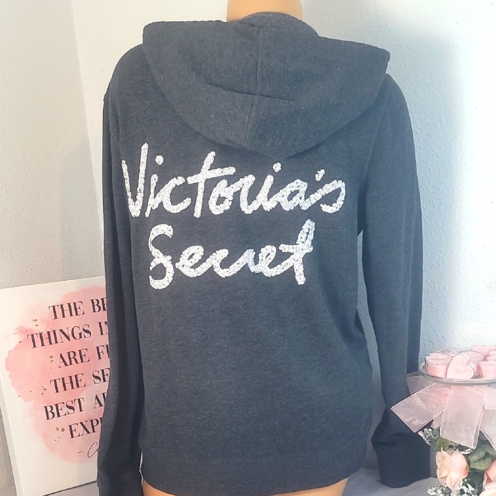 1986  Victoria's Secret Grey Hoodie for Women Size M NWT